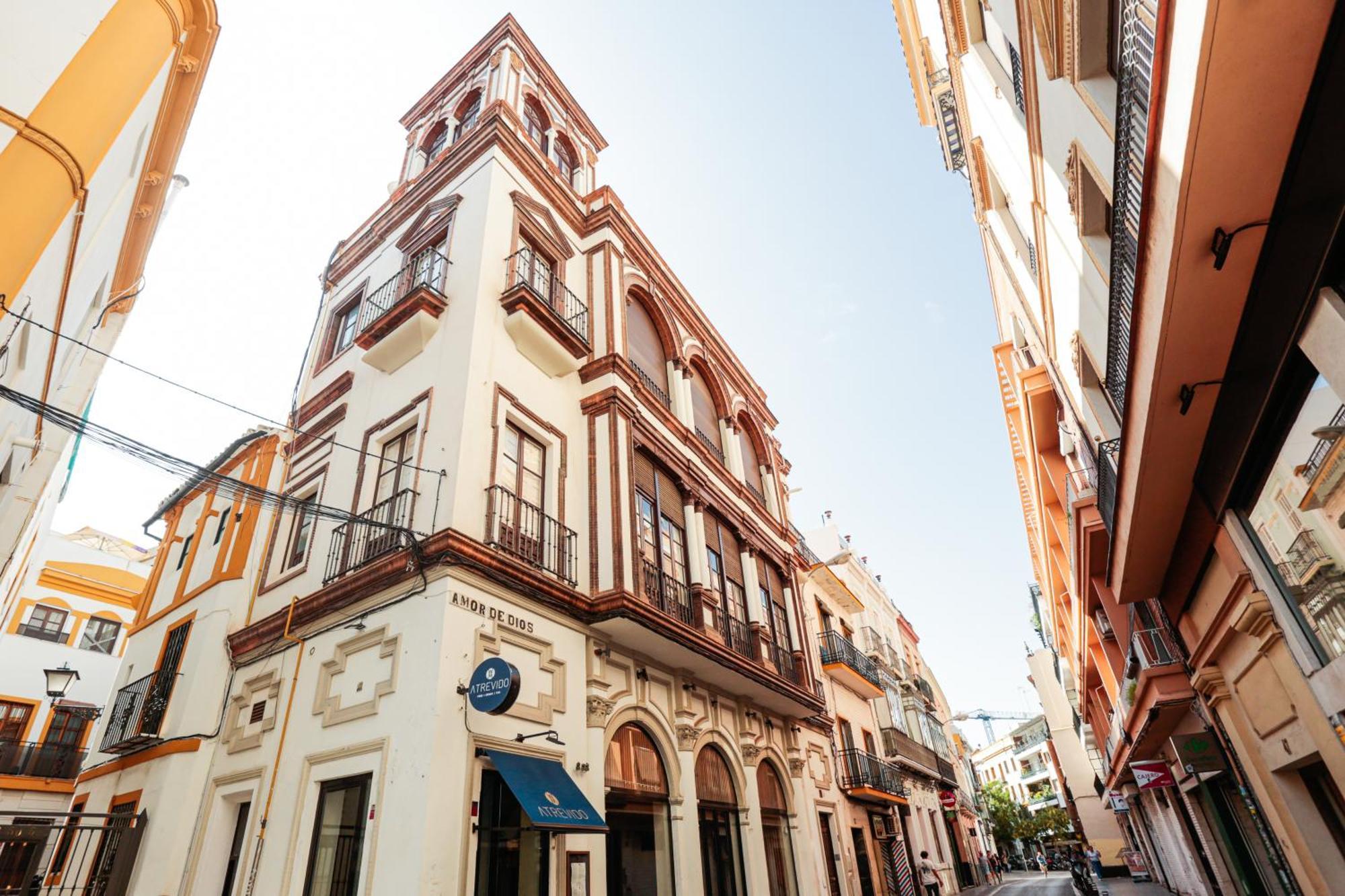 Monkeys Apartments Cervantes Sevilla Exteriör bild